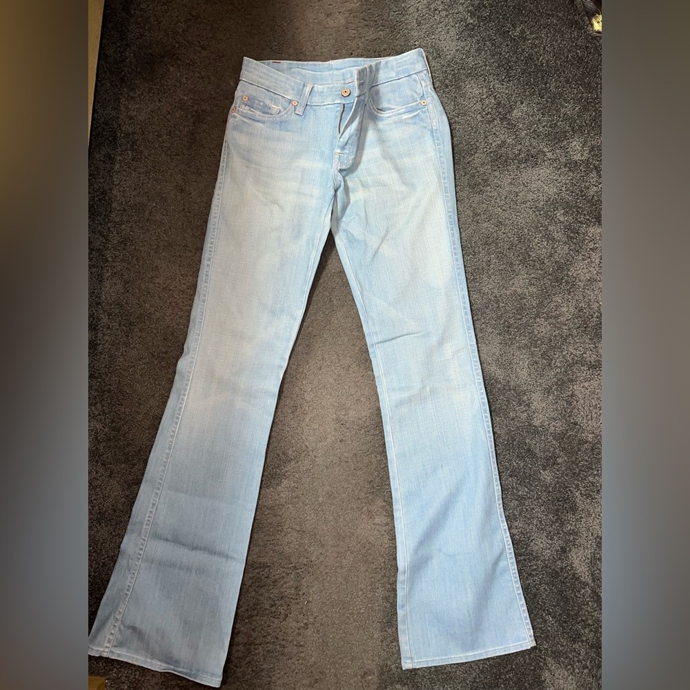 Jeans ( light blue)